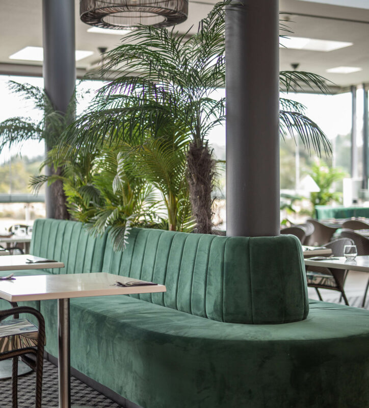 Barretts Restaurant Magenta Shores Pullman Hotel and Resort Central Coast designed by Studio Frost and JRG Interiors